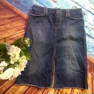 Old navy blue jean skirt 6